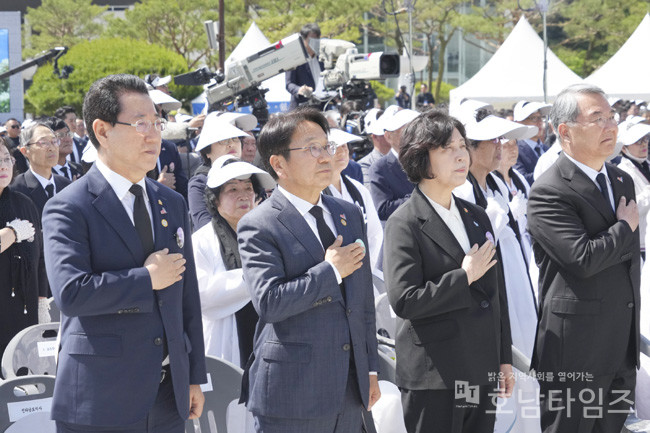 강기정 광주광역시장, 제44주년 5·18민주화운동 기념식 참석.